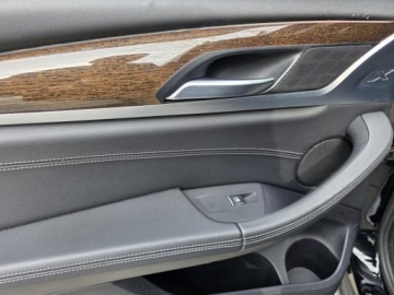 BMW X3 G01 SUV 2.0 30i 252KM 2018 BMW X3 xDrive30i 2.0l benzyna 252KM AWD 4X4 Serwisowany w ASO Dokumentacja, zdjęcie 24