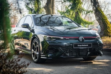 Volkswagen Golf VIII 2026 Volkswagen Golf GTI Edition 50 2.0 TSI 325 KM DSG, zdjęcie 15
