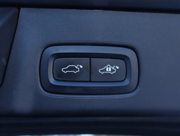 Volvo V90 II Kombi 2.0 D4 190KM 2017 Volvo V90 Cross Country D4 2.0 AWD, 187 KM, 4X4, zdjęcie 15