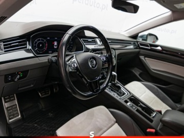 Volkswagen Arteon Fastback 2.0 TDI 150KM 2018 VOLKSWAGEN Arteon 2.0 TDI Elegance DSG Sedan 150KM 2018, zdjęcie 8