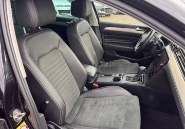 Volkswagen Passat B8 Variant Facelifting 2.0 TSI 190KM 2021 Volkswagen Passat Variant 2.0B 190KM salon Polska Rline skora alkantara VA, zdjęcie 28