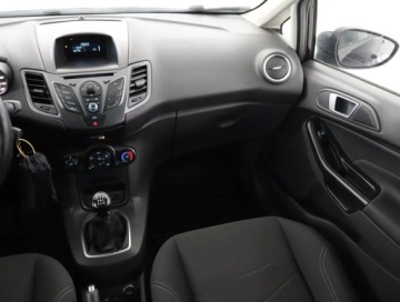 Ford Fiesta VII Hatchback 5d 1.25 Duratec 82KM 2013 Ford Fiesta 1.25, Klima, Podgrzewane siedzienia, zdjęcie 7