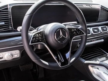 Mercedes GLE V167 SUV Facelifting 3.0 450d 367KM 2025 GLE Coupe 450 d 4-Matic AMG Line 3.0 (367KM) 2025, zdjęcie 6