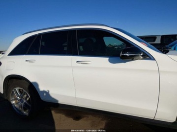 Mercedes GLC C253 2017 Mercedes-Benz GLC 300 2017 2.0l 2.0 Benzyna 241KM, zdjęcie 6