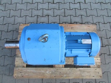 Мотор-редуктор SEW 7,5 кВт, 16 об/мин, прямой