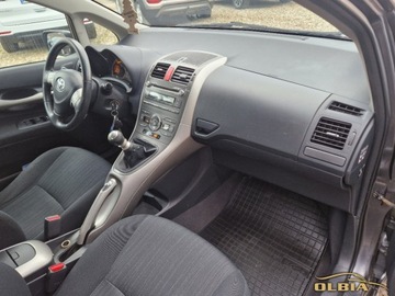 Toyota Auris I Hatchback 5d Facelifting 2.0 D-4D DPF 126KM 2009 Toyota Auris 2.0 D D-4D Soul Zarejestrowana Ladna 2.0 Diesel 126KM, zdjęcie 4