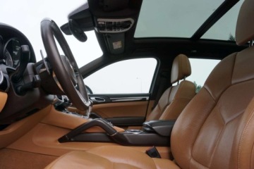 Porsche Cayenne II SUV Facelifting 4.2 D 385KM 2016 Porsche Cayenne Salon PL 4.2 V8 Panorama Tempomat Asyst. park z kamera, zdjęcie 7