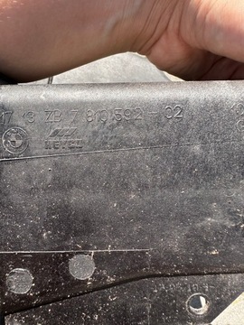 BMW 1 E87 FACELIFT NÁDRŽ VYROVNÁVACÍ 7810592-02