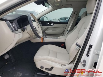 Volvo XC60 II 2023 Volvo XC 60 _PLUS_2.0 L_247 km_2023r_17 948 KM 2.0 Benzyna 247KM, zdjęcie 7
