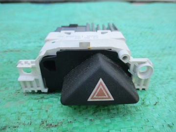 FORD FOCUS MK1 WŁĄCZNIK ŚWIATEŁ AWARYJNYCH