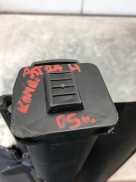 ROLETA BAGAŻNIKA OPEL ASTRA H KOMBI