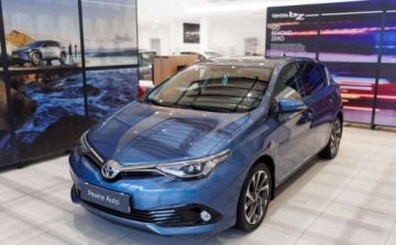 Toyota Auris II Hatchback 5d Facelifting 1.6 Valvematic 132KM 2016 Toyota Auris 1.6 Comfort Style 1.6 Benzyna 132KM, zdjęcie 2