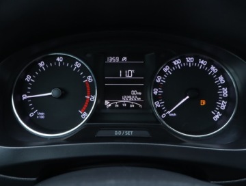 Skoda Rapid II Spaceback 1.2 TSI 90KM 2017 Skoda Rapid 1.2 TSI, Salon Polska, Serwis ASO, zdjęcie 10