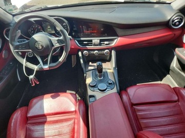Alfa Romeo Giulia II 2017 Alfa Romeo Giulia Ti 2017 2.0l 2.0 Benzyna 280KM, zdjęcie 8