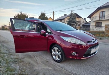 Ford Fiesta VII Hatchback 5d 1.4 Duratec 96KM 2009 Ford Fiesta Ford Fiesta 1.4 Champions Edition 1.4 Benzyna 96KM, zdjęcie 19