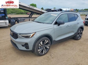 Volvo XC40 2024 Volvo XC 40 Ultimate 2024 2.0 Benzyna 247KM