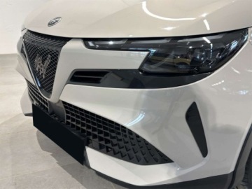 Alfa Romeo Junior SUV 1.2 Hybrid 145KM 2026 ALFA ROMEO Junior Ibrida Ti Suv 1.2 (145KM) 2026, zdjęcie 12