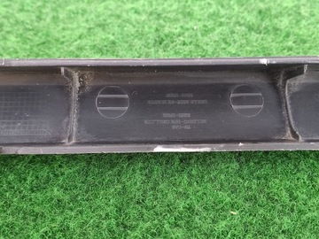 KIA VENGA FACELIFT 15-20 ROK LIŠTA NÁRAZNÍKU PŘEDNÍ STŘEDNÍ  86585-1P500 K133/98