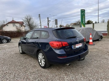 Opel Astra J Sports Tourer 1.4 Turbo ECOTEC 140KM 2012 Opel Astra Bogata wersja/Nowy rozrząd/Serwis/, zdjęcie 6