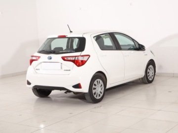 Toyota Yaris III Hatchback 5d Facelifting 2017 1.5 Hybrid 100KM 2020 Toyota Yaris 1.5 Hybrid, Salon Polska, zdjęcie 4