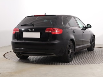 Audi A3 8P Hatchback 3d 2.0 TDI PD 140KM 2008 Audi A3 2.0 TDI, Navi, Xenon, Klima, Klimatronic, zdjęcie 4