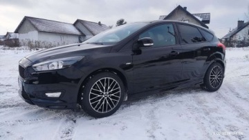 Ford Focus III Sedan Facelifting 1.5 EcoBoost 182KM 2018 Ford Focus Ford Focus 1.5 Benzyna 182KM St Line Czarny Z Niemiec, zdjęcie 4