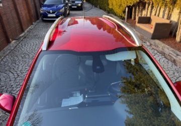 Peugeot 2008 I SUV Facelifting 1.2 PureTech 110KM 2018 Peugeot 2008 bezwypadekz Niemiecallurpo malym gradzie 1.2 Benzyna 110KM, zdjęcie 3