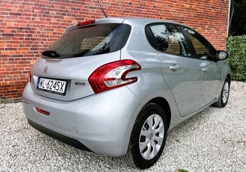Peugeot 208 I Hatchback 3d 1.2 VTI 82KM 2013 Peugeot 208 Czujniki Kamera niski przebieg Gwarancja w cenie WarszawaVLAV, zdjęcie 3