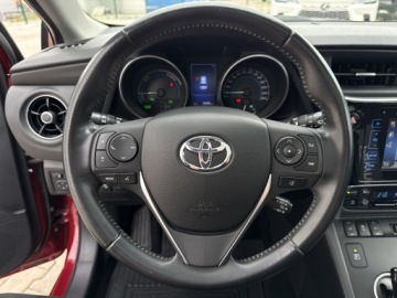 Toyota Auris II Touring Sports Facelifting 1.8 Hybrid 136KM 2017 Toyota Auris Hybrid 135 Premium II (2012-) Hybrid, zdjęcie 14