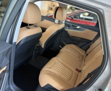 Hongqi HS5 2025 Hongqi HS5 2.0T 4WD 245KM 2.0 Benzyna 218KM, zdjęcie 5