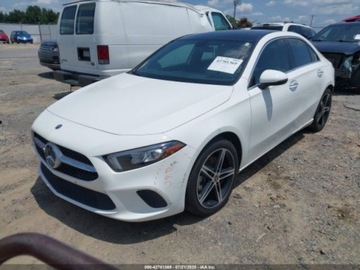 Mercedes Klasa A W177/V177 2021 Mercedes-Benz Klasa A 220 4Matic 2021 2.0l 2.0 Benzyna 188KM, zdjęcie 1