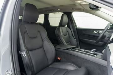 Volvo XC60 II 2024 Volvo XC 60 B5 Ultra Dark 250KM, DEMO!, zdjęcie 15