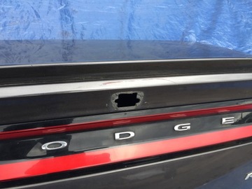 DODGE CHARGER 15 16 17 VÍKO KUFRU ZADNÍ