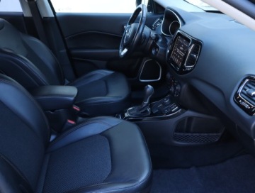 Jeep Compass II SUV 1.4 Multiair 170KM 2019 Jeep Compass 1.4 MultiAir, Salon Polska, zdjęcie 8