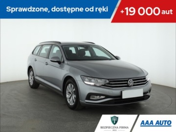 Volkswagen Passat B8 Variant Facelifting 2.0 TDI SCR 150KM 2021 VW Passat 2.0 TDI, Salon Polska, 1. Właściciel