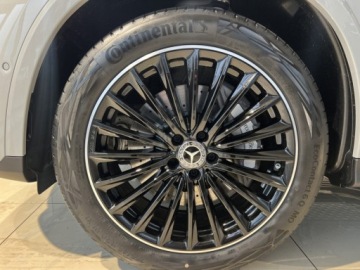 Mercedes GLC C254/X254 Coupe 2.0 200 204KM 2025 MERCEDES-BENZ GLC 200 4-Matic AMG Line 2.0 (204KM) 2025, zdjęcie 15