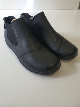 Утепленные ботинки Naturella.