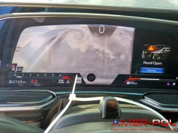 Cadillac Escalade III 2024 Cadillac Escalade _V-Series_4x4_6.2 L_682 km_2024r_7 osobowy 6.2 Benzyna, zdjęcie 9