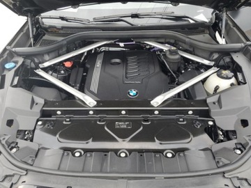 BMW X5 G05 2022 BMW X5 XDrive40I 2022 3.0l 3.0 Benzyna 335KM, zdjęcie 6
