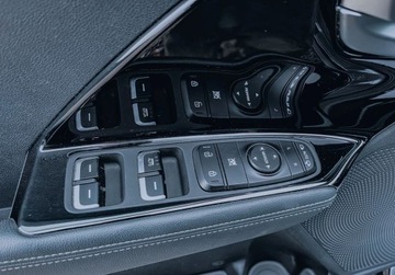 Kia Niro I Crossover 1.6 GDi Hybrid 141KM 2017 Kia Niro Bezwypadkowe, FV23, XL, KredytowanieLeasing gwarancja 12m, Plug-in, zdjęcie 15