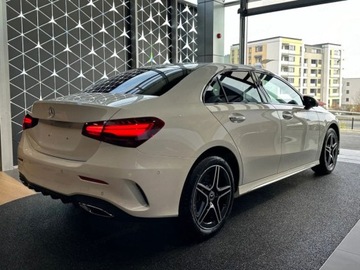 Mercedes Klasa A W177/V177 2024 MERCEDES-BENZ A Klasa 250 e AMG Line 1.3 (272KM) 2024, zdjęcie 1