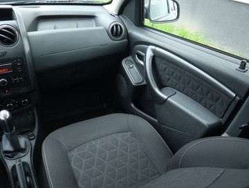 Dacia Duster I SUV Facelifting 1.6 16V 105KM 2014 Dacia Duster 1.6 16V, Salon Polska, Serwis ASO, zdjęcie 7