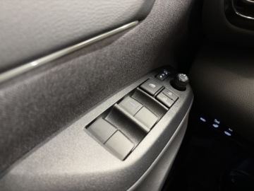 Toyota Yaris IV 2024 Toyota Yaris Cross Hybrid 1.5 VVT-i AWD-i Premiere, zdjęcie 21