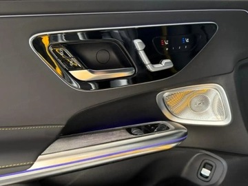 Mercedes CLE Coupe AMG 3.0 53  449KM 2025 MERCEDES-BENZ CLE AMG 53 4-Matic+ Coupe 3.0 (449KM) 2025, zdjęcie 12