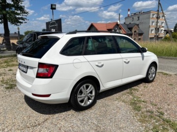 Skoda Fabia III Kombi Facelifting 1.0 TSI 95KM 2021 Skoda Fabia 1.0 Tsi 95 KM AMBITION BEZWYPADKOWY Benzyna 95KM, zdjęcie 6