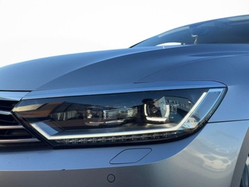 Volkswagen Passat B8 Limousine 1.8 TSI BlueMotion Technology 180KM 2017 Volkswagen Passat 1.8TSI 180KM DSG Highline LED SalonPolska,SerwisASO,Supe, zdjęcie 9