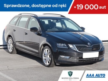 Skoda Octavia III Liftback Facelifting 2.0 TDI 150KM 2018 Skoda Octavia 2.0 TDI, Salon Polska