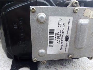 AUDI A8 D3 02 - 05 SVĚTLOMET PRAVÝ XENON