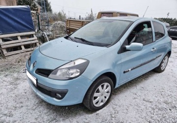 Renault Clio III Hatchback 5d 1.2 i 16V 65KM 2007 Renault Clio Renault Clio III Renault Clio 1.2 2007 KlimaSzyberdach Roleta