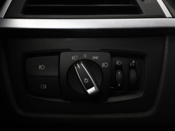 BMW Seria 3 F30-F31-F34 Touring Facelifting 2.0 320i 184KM 2018 BMW 320 4x4 automat navi full LED klima auto, zdjęcie 35